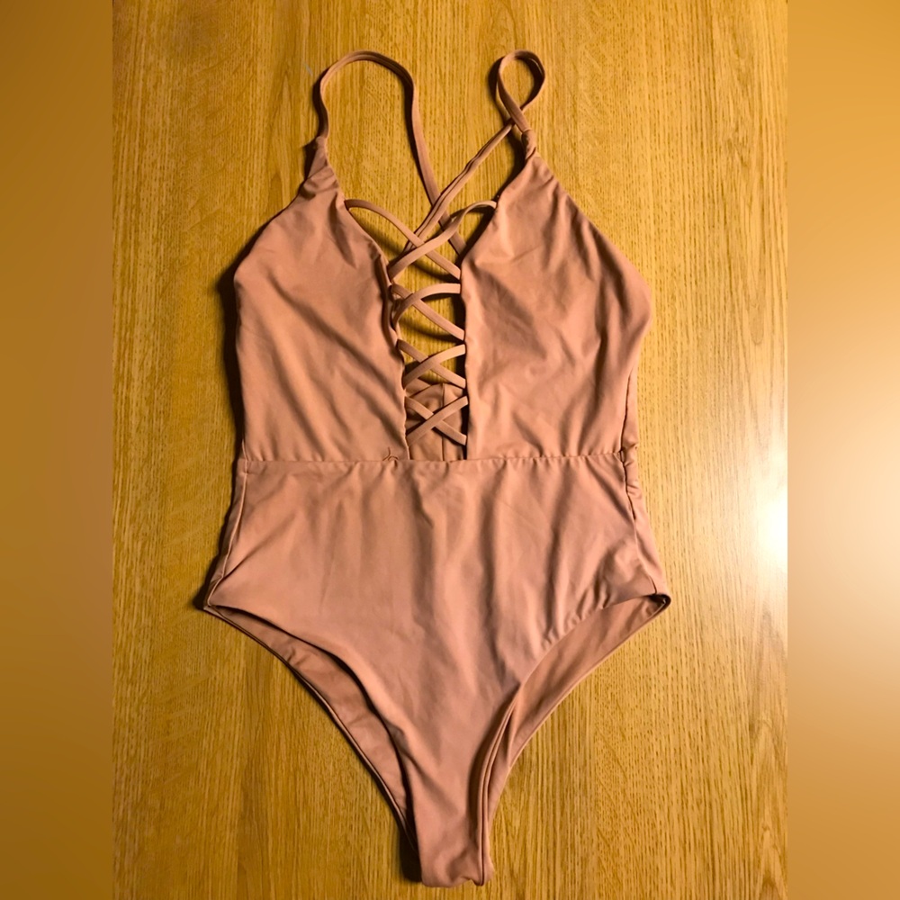 Dippin’ Daisies one piece swimsuit